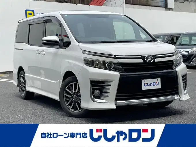 新着情報“ヴォクシーZS”2014年式ホワイトパールクリスタルシャイン入荷しました！