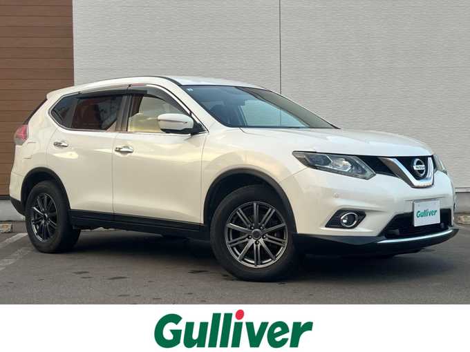 新着情報“エクストレイル20X エマージェンシーブレーキパッケージ”2015年式ブリリアントホワイトパール入荷しました！