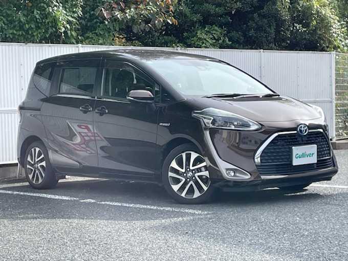 新着情報“シエンタハイブリッド ファンベースG”2019年式ヴィンテージブラウンパールクリスタルシャイン入荷しました！