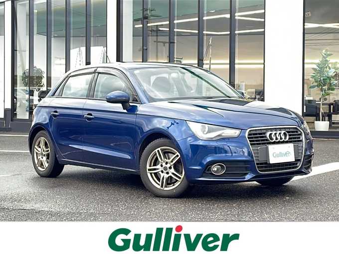 新着情報“Ａ１スポーツバック1．4TFSI”2013年式スクーバブルーメタリック入荷しました！