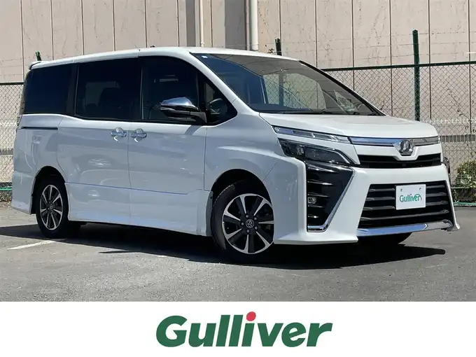 新着情報“ヴォクシーZS 煌”2018年式ホワイトパールクリスタルシャイン入荷しました！