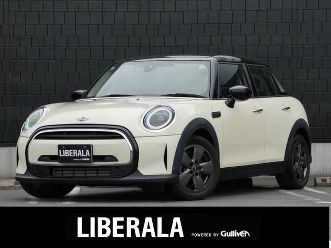 新着情報“ＭＩＮＩクーパーD クラシック・トリム”2021年式ペッパー・ホワイト入荷しました！