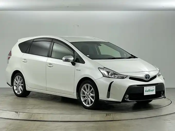 新着情報“プリウスαSツーリングセレクション”2017年式ホワイトパールクリスタルシャイン入荷しました！