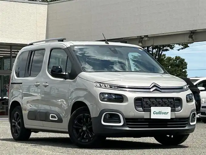 新着情報“ベルランゴシャイン”2021年式サーブル入荷しました！