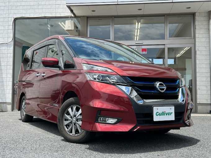 新着情報“セレナe－パワー ハイウェイスターV”2018年式マルーンレッド入荷しました！