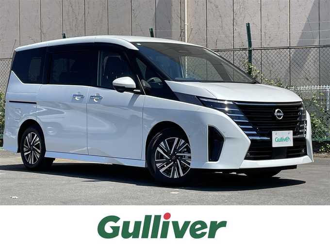 新着情報“セレナe－パワー ルキシオン”2023年式プリズムホワイト入荷しました！