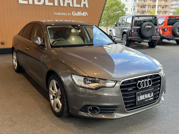 新着情報“Ａ６2．8FSIクワトロ”2012年式ダコタグレーメタリック入荷しました！