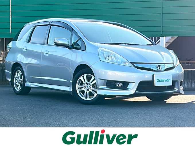 新着情報“シャトルハイブリッドX ホンダセンシング”2018年式ルナシルバーM入荷しました！