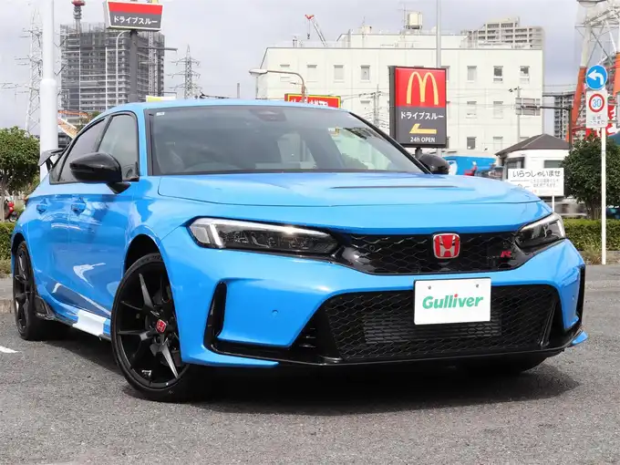 新着情報“シビックタイプR レーシングブラックパッケージ”2025年式レーシングブルーパール入荷しました！