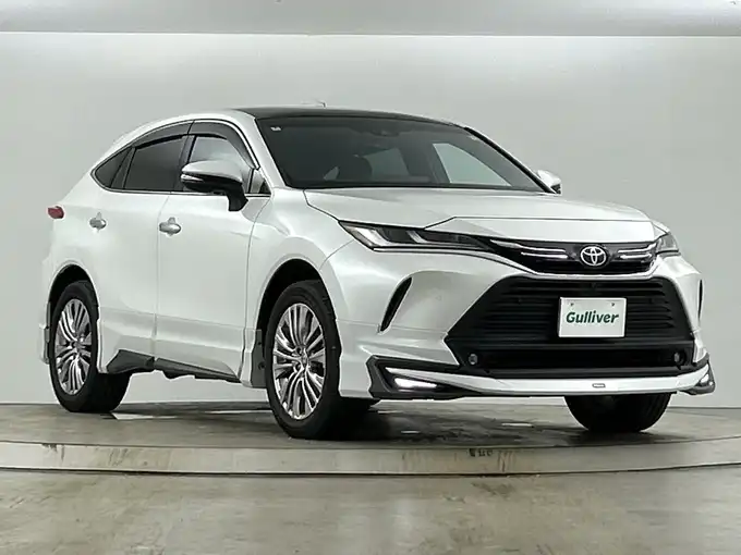 新着情報“ハリアーハイブリッドZ レザーパッケージ”2024年式プラチナホワイトパールマイカ入荷しました！