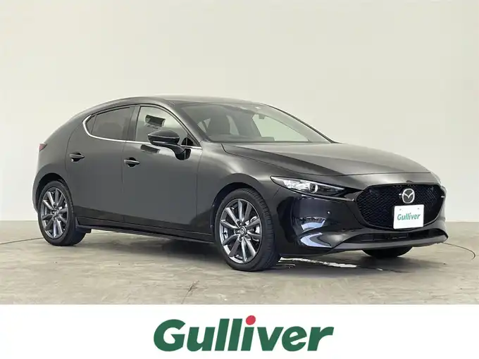 新着情報“ＭＡＺＤＡ３ファストバック15Sツーリング”2023年式ジェットブラックマイカ入荷しました！