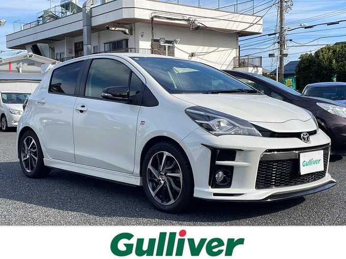 新着情報“ヴィッツGRスポーツ”2018年式ホワイトパールクリスタルシャイン入荷しました！