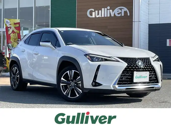 新着情報“ＵＸUX250h バージョンL”2023年式ソニッククォーツ入荷しました！