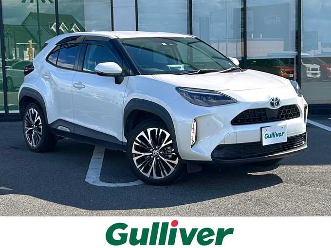 新着情報“ヤリスクロスハイブリッドX”2021年式ホワイトパールクリスタルシャイン入荷しました！