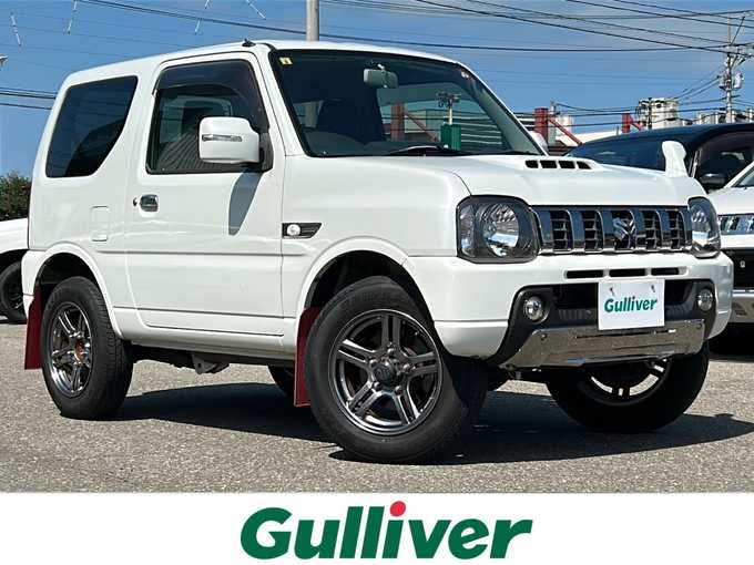 新着情報“ジムニーランドベンチャー”2016年式パールホワイト入荷しました！