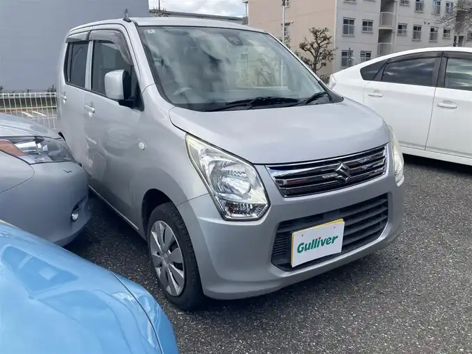 新着情報“ワゴンＲFX セットオプション装着車”2014年式シルキーシルバーメタリック入荷しました！