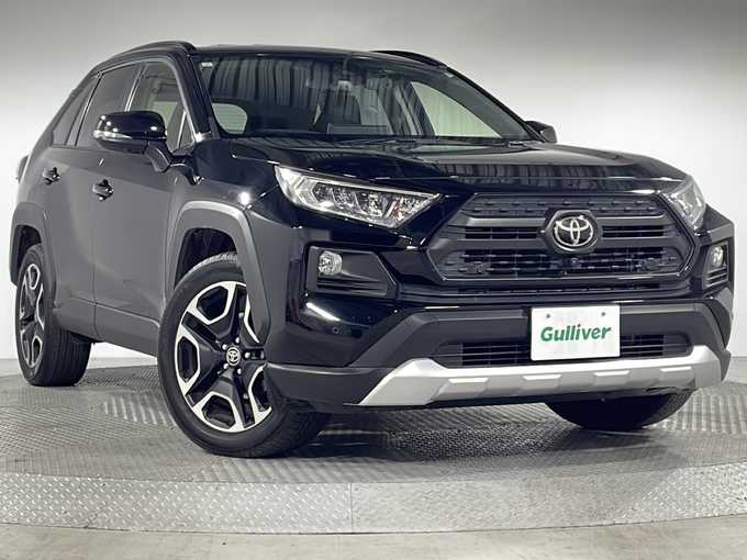 新着情報“ＲＡＶ４アドベンチャー”2021年式アティチュードブラックマイカ入荷しました！