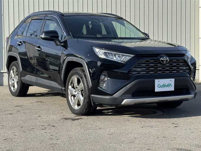 新着情報“ＲＡＶ４G”2019年式アティチュードブラックマイカ入荷しました！