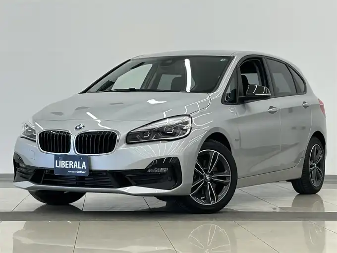 新着情報“２シリーズ218dアクティブツアラー Mスポーツ”2018年式グレイシャーシルバー入荷しました！