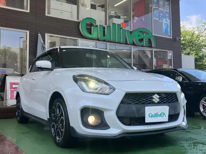 新着情報“スイフトスポーツベースグレード セーフティパッケージ装着車”2019年式ピュアホワイトP入荷しました！