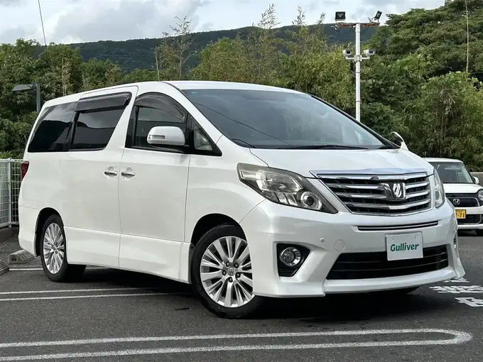 新着情報“アルファード240S”2012年式ホワイトパールクリスタルシャイン入荷しました！