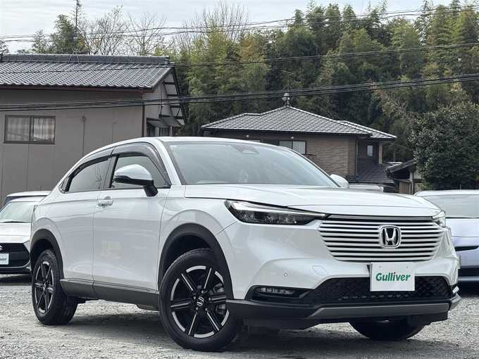新着情報“ヴェゼルG”2023年式プラチナホワイトパール入荷しました！