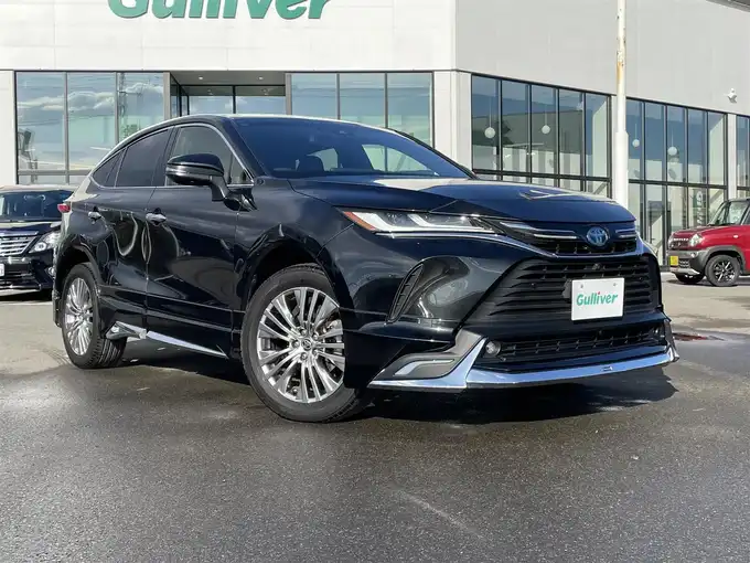 新着情報“ハリアーハイブリッドZ レザーパッケージ”2020年式プレシャスブラックパール入荷しました！