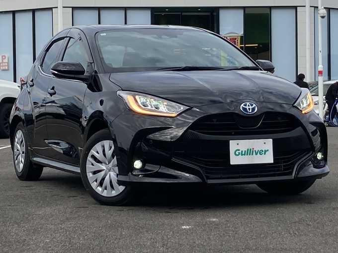 新着情報“ヤリスハイブリッドZ”2023年式ブラック入荷しました！