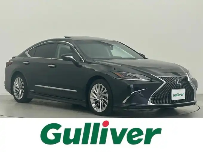 新着情報“ＥＳES300h バージョンL”2020年式グラファイトブラックガラスフレーク入荷しました！