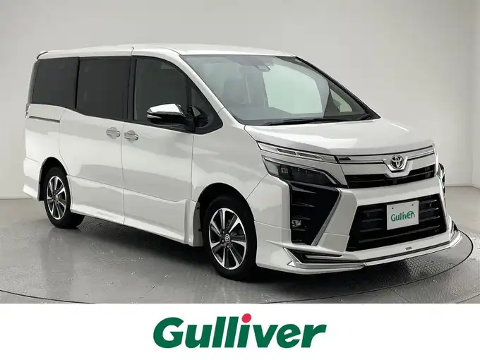 新着情報“ヴォクシーZS 煌Ⅲ”2021年式ホワイトパールクリスタルシャイン入荷しました！