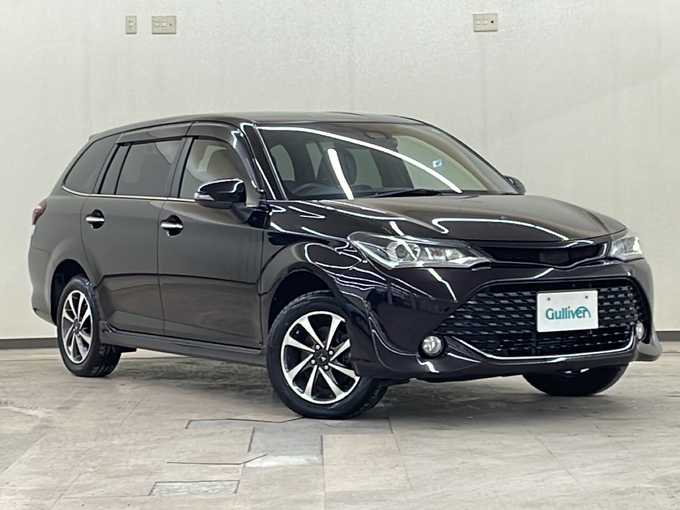 新着情報“カローラフィールダー1．5G ダブルバイビー”2015年式クールボルドーガラスフレーク入荷しました！