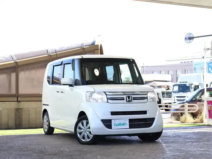 新着情報“Ｎ－ＢＯＸG・Lパッケージ特別仕様車SSパッケージ”2015年式白入荷しました！