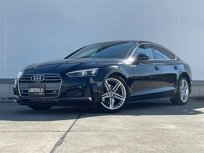 新着情報“Ａ５スポーツバック40TFSIスポーツ”2020年式黒入荷しました！