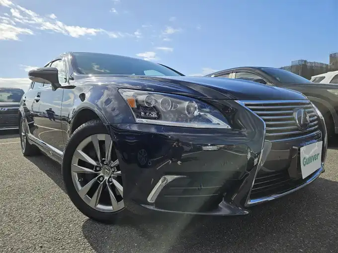 新着情報“ＬＳLS600h バージョンL”2012年式ブラックオパールマイカ入荷しました！