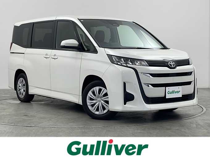 新着情報“ノアX”2023年式ホワイトパールクリスタルシャイン入荷