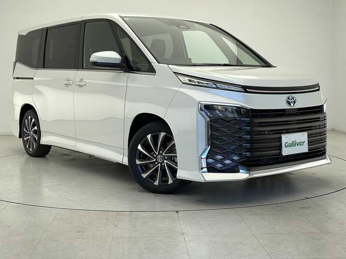 新着情報“ヴォクシーハイブリッドS－Z”2025年式ホワイトパールクリスタルシャイン入荷しました！