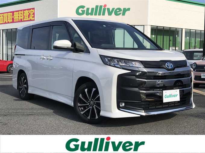 新着情報“ノアハイブリッドS－Z”2023年式ホワイトパールクリスタルシャイン入荷しました！