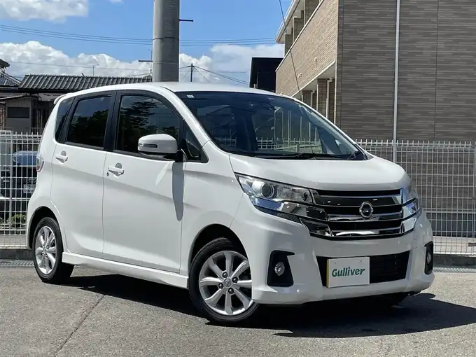 新着情報“デイズハイウェイスター X”2016年式ホワイトパール入荷しました！