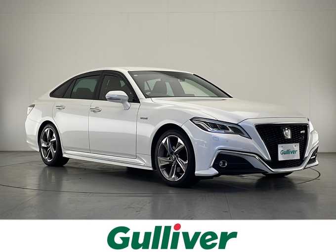 新着情報“クラウンハイブリッドRS”2018年式ホワイトパールクリスタルシャイン入荷しました！