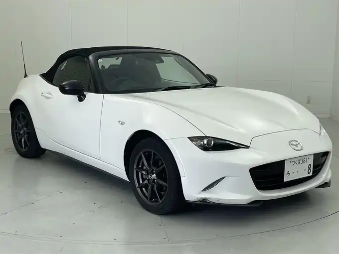 新着情報“ロードスターSスペシャルパッケージ”2017年式クリスタルホワイトパールマイカ入荷しました！