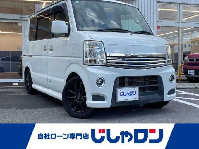 新着情報“スクラムワゴンPZターボ”2013年式ホワイトパール入荷しました！