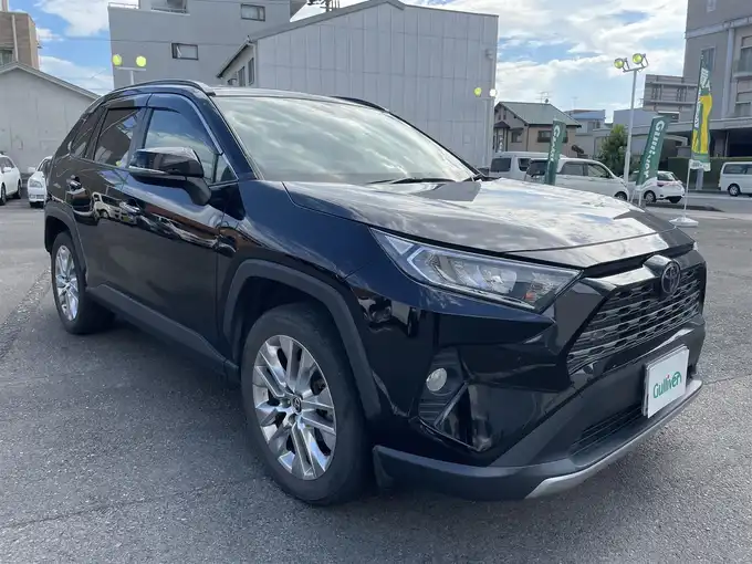 新着情報“ＲＡＶ４G Zパッケージ”2019年式アティチュードブラックマイカ入荷しました！