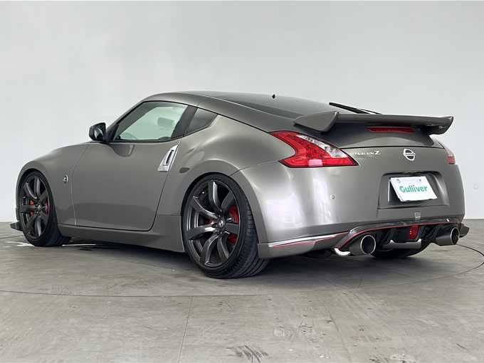 新着情報“フェアレディZベースグレード”2009年式タイタニウム