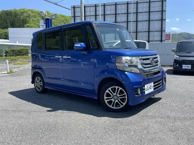新着情報“Ｎ－ＢＯＸカスタムG・Lパッケージ”2016年式ブリリアントスポーティブルーメタリック2トーン入荷しました！