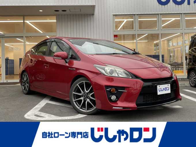 新着情報“プリウスSツーリングセレクション・G’s”2012年式レッドマイカメタリック入荷しました！
