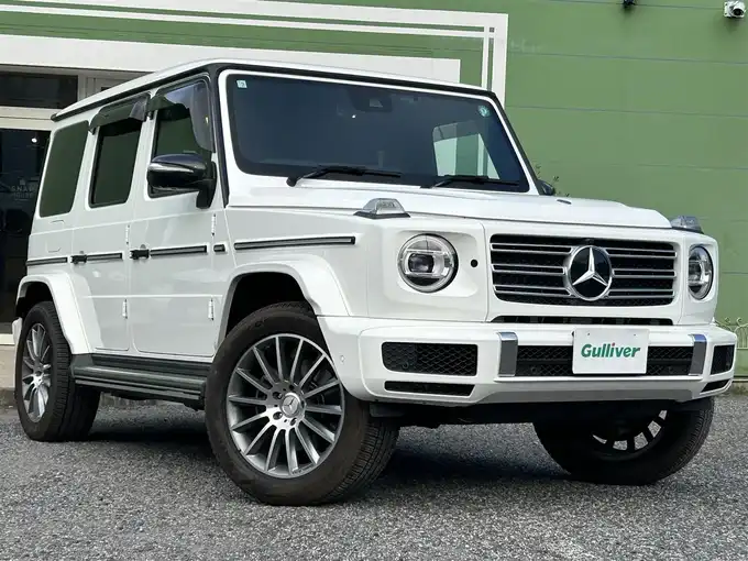 新着情報“ＧクラスG350d AMGライン”2020年式ポーラホワイト入荷しました！