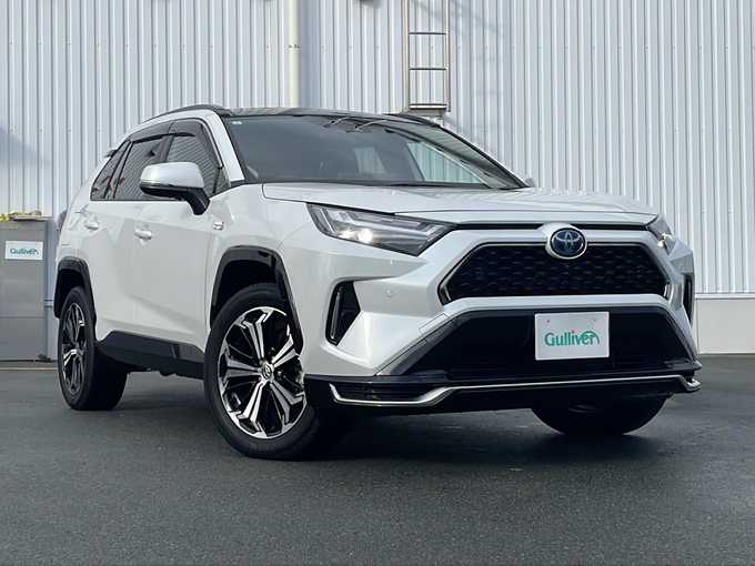 新着情報“ＲＡＶ４ ＰＨＶZ”2023年式プラチナホワイトパールマイカ入荷しました！