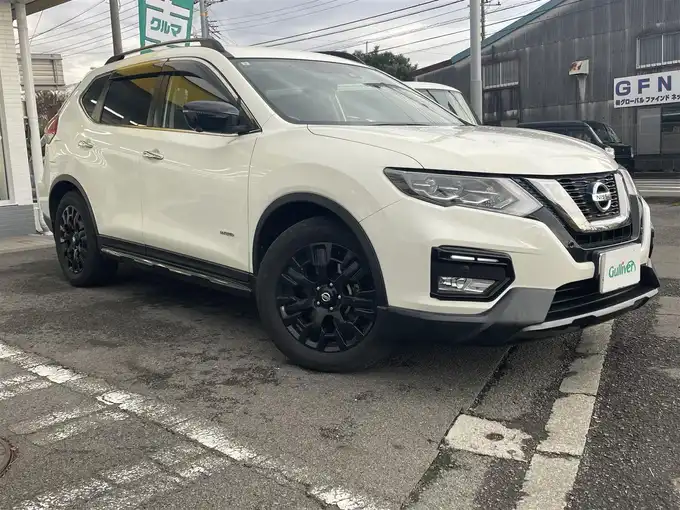 新着情報“エクストレイル20X ハイブリッド エクストリーマーX”2017年式ブリリアントホワイトパール入荷しました！