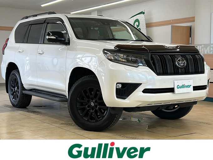 新着情報“ランドクルーザープラドTX Lパッケージ マットブラックエディション”2022年式ホワイトパールクリスタルシャイン入荷しました！