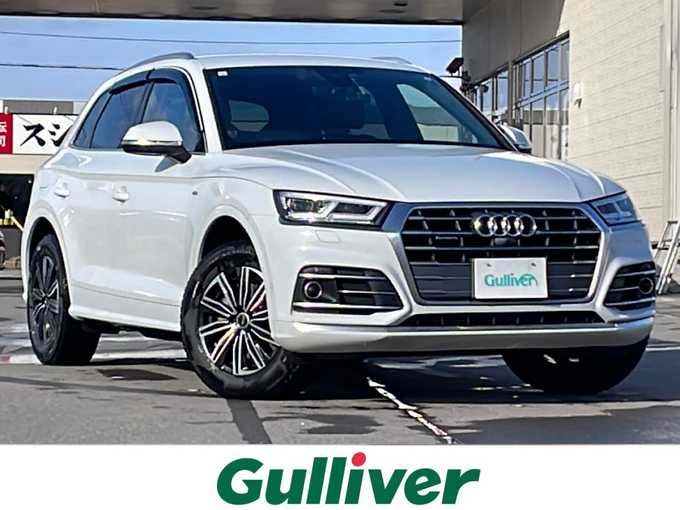 新着情報“Ｑ５2．0TFSIクワトロ スポーツ”2019年式グレイシアホワイトメタリック入荷しました！